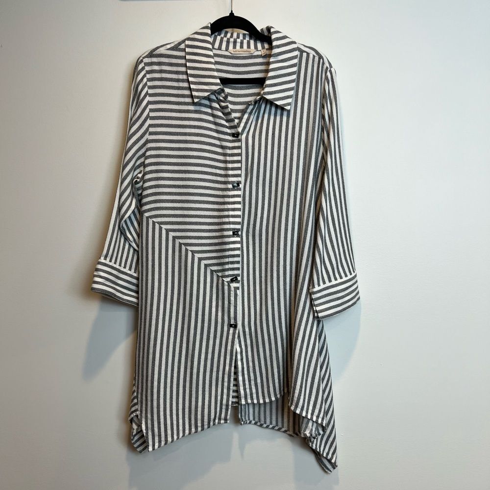 SOFT SURROUNDINGS Striped Top